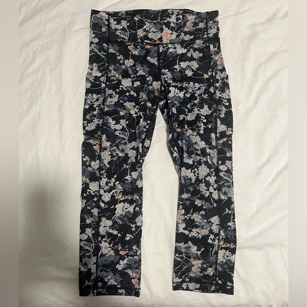 Lululemon Cropped Floral Leggings with Side Pockets
